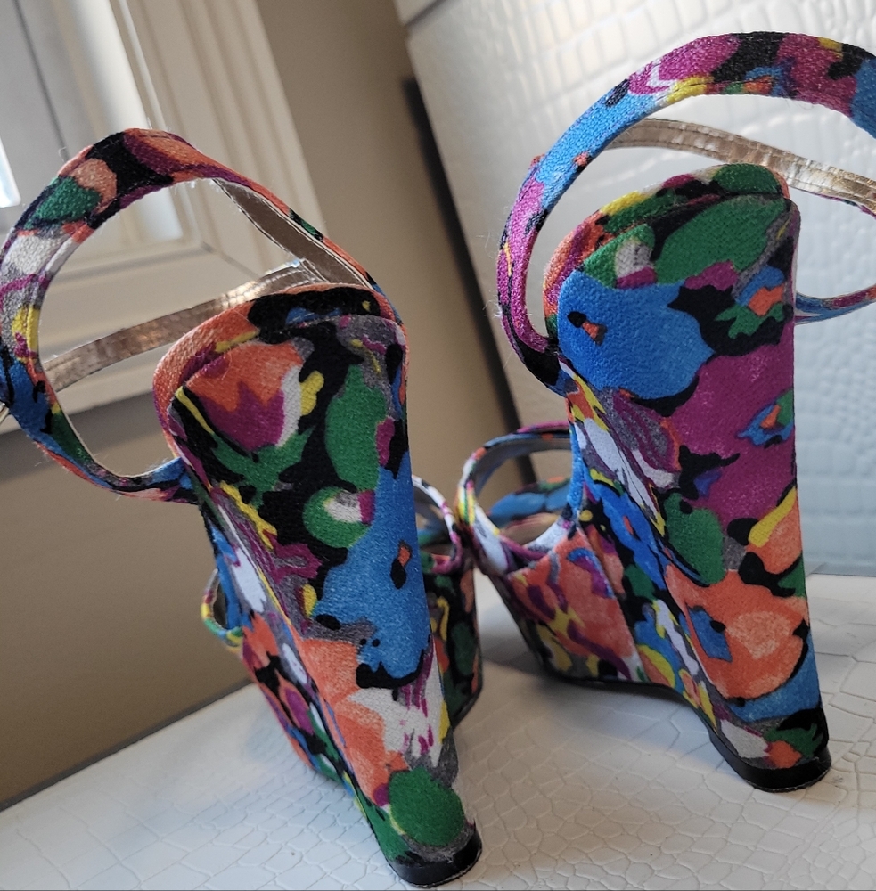 Colorful Wedges - Picture 4 of 7